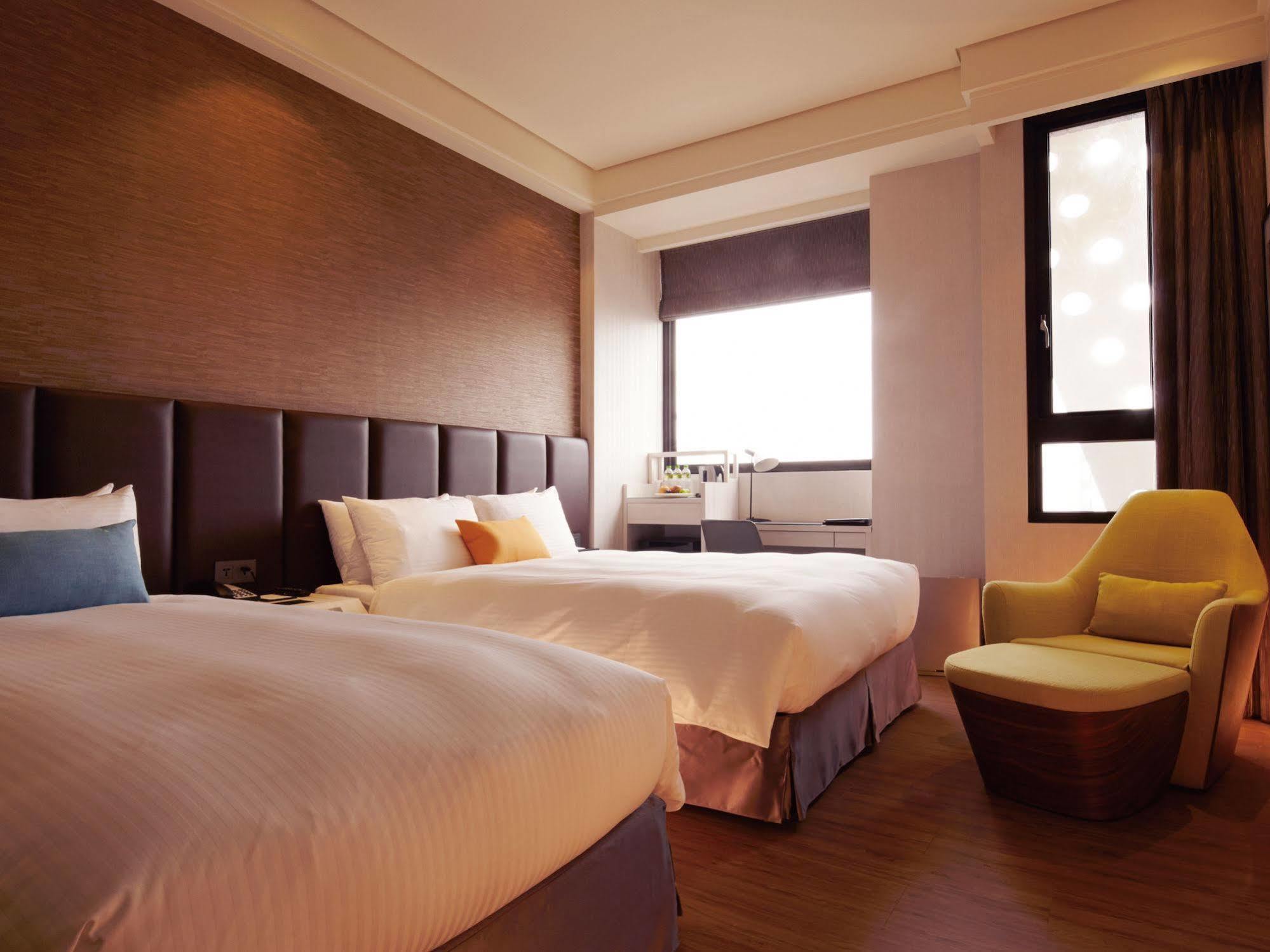 Treeart Hotel Taichung Exterior photo